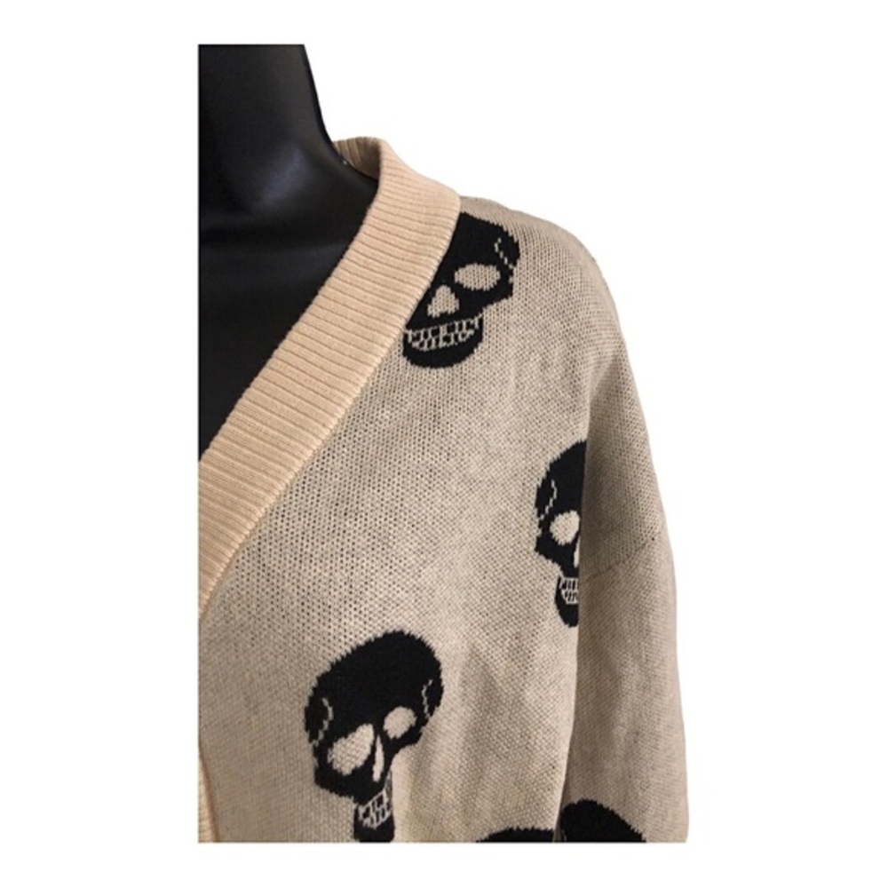 Cream skull print button front v-neck grandpa style cardigan size Medium new - Picture 8 of 11